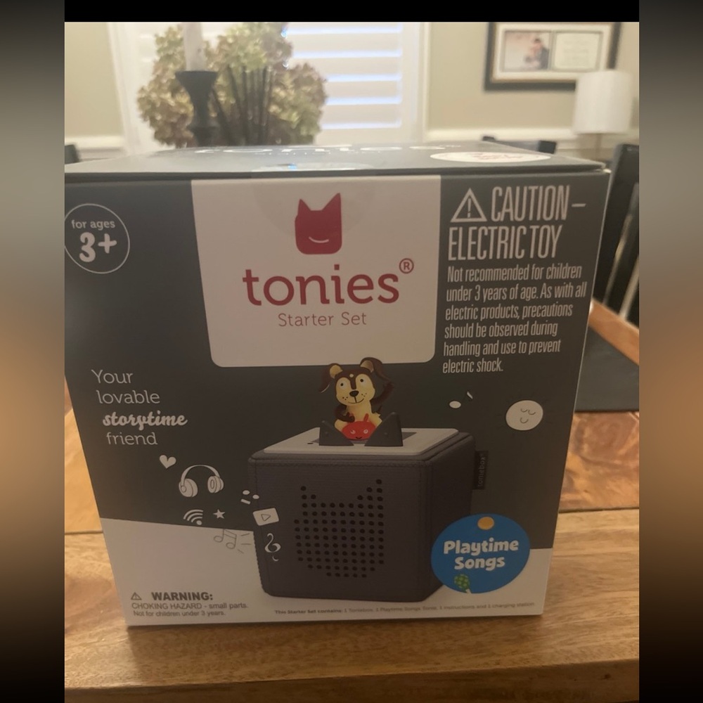 Tonies Starter Set GRAY with Playtime Songs NEW!